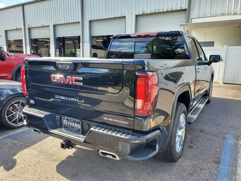 Used 2024 GMC Sierra 1500 Denali RWD image 4