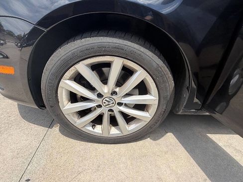 Used 2013 Volkswagen Eos Komfort FWD image 52