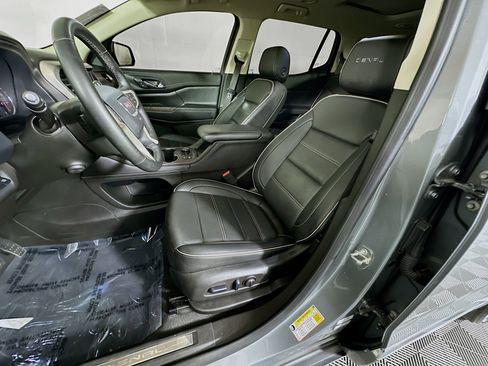 Used 2023 GMC Acadia Denali w/ Denali Technology Package FWD image 12