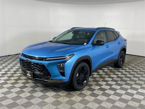 New 2026 Chevrolet Trax ACTIV image 1