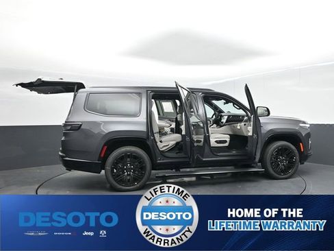 New 2026 Jeep Grand Wagoneer Limited AWD/4WD image 70