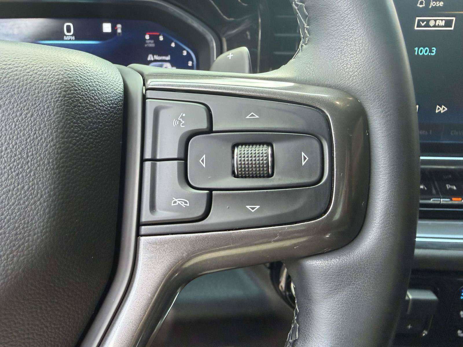 Used 2023 Chevrolet Silverado 1500 High Country RWD image 10