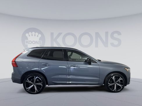 Used 2023 Volvo XC60 B5 Ultimate w/ Climate Package image 8