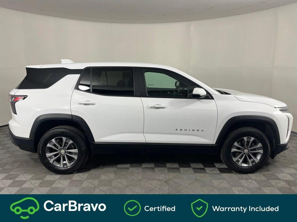 Used 2026 Chevrolet Equinox LT AWD/4WD image 4