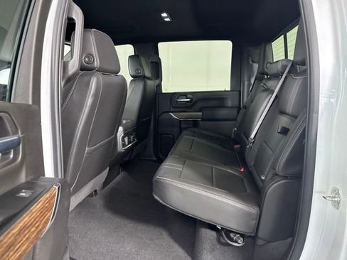 Used 2022 Chevrolet Silverado 3500 High Country image 26