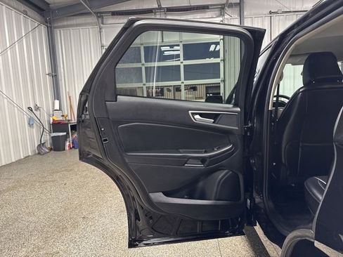 Used 2024 Ford Edge SEL image 15