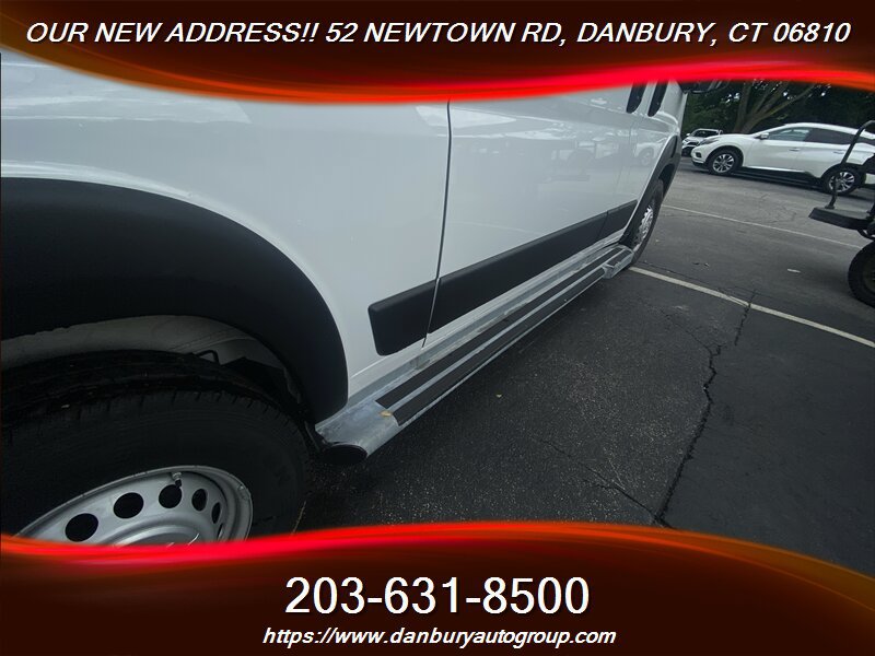 Used 2025 RAM ProMaster 2500 w/ U-Haul Equipment Group FWD image 10
