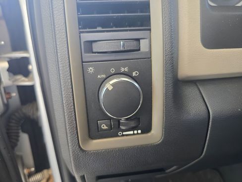 Used 2011 RAM 1500 ST w/ ST Popular Equipment Group AWD/4WD image 26
