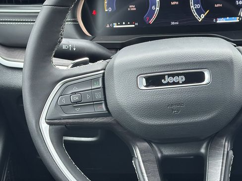 New 2025 Jeep Grand Cherokee L Limited w/ MOPAR Finishing Package image 20