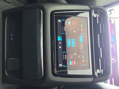 Used 2025 Cadillac Escalade IQ Luxury 2 w/ LPO, Premium Carpet Package AWD/4WD image 59
