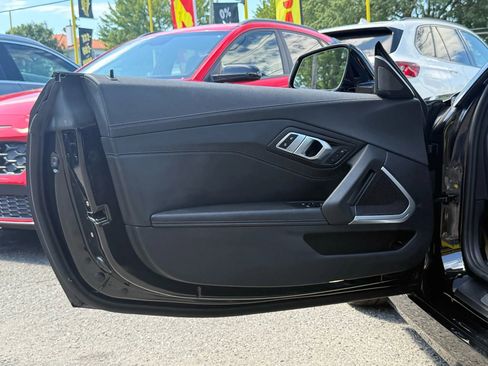 Used 2019 BMW Z4 sDrive30i w/ M Sport Package image 13