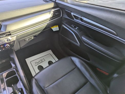 Used 2024 Kia Telluride LX image 21