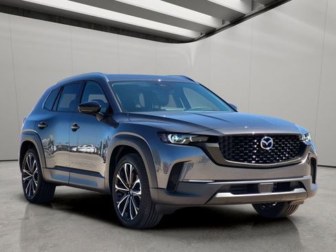 Used 2025 MAZDA CX-50 AWD 2.5 S w/ Premium Plus Pkg image 4