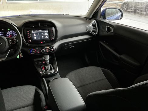 Used 2020 Kia Soul GT-Line image 16