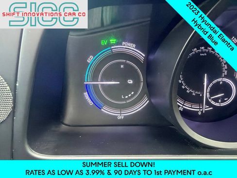 Used 2023 Hyundai Elantra Blue FWD image 11