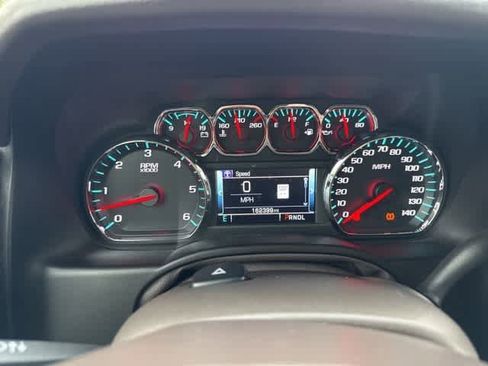 Used 2017 Chevrolet Tahoe LT image 4