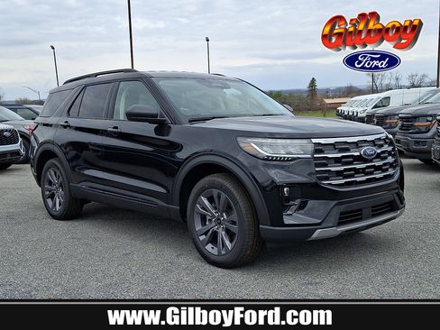 New 2026 Ford Explorer Active w/ Active Comfort Package AWD/4WD image 1