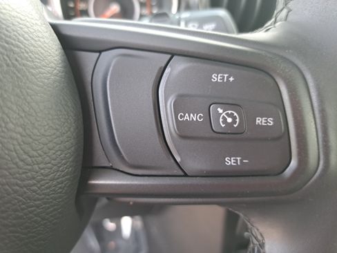 Used 2021 Jeep Wrangler Unlimited Sport AWD/4WD image 17