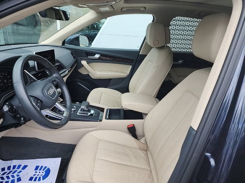 Used 2018 Audi Q5 2.0T Premium Plus w/ Premium Plus Package AWD/4WD image 4