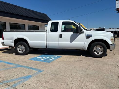 Used 2008 Ford F250 2WD SuperCab Super Duty image 4