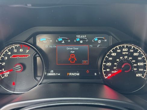 Used 2019 Ford F150 Lariat w/ Equipment Group 502A Luxury image 14