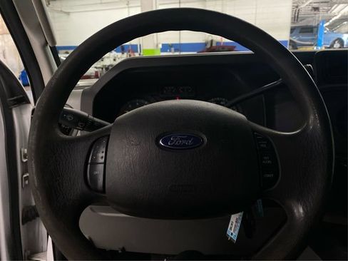 Used 2013 Ford E-250 and Econoline 250 w/ Commercial Cargo Van Pkg RWD image 18