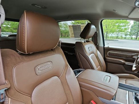 Used 2023 RAM 1500 Limited AWD/4WD image 12