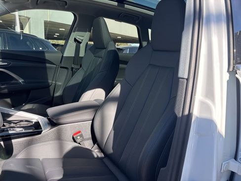 New 2025 Audi Q5 Premium Plus image 13