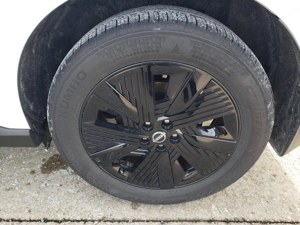 Certified 2025 Nissan Murano SV AWD/4WD image 43