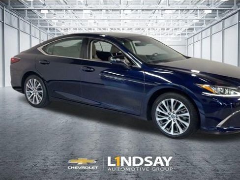 Used 2021 Lexus ES 350 w/ Premium Package FWD image 3