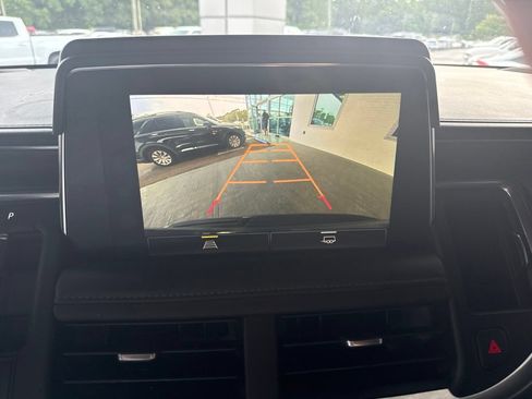 Used 2022 Chevrolet Tahoe Z71 AWD/4WD image 18
