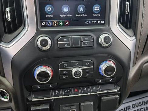 Used 2021 GMC Sierra 1500 SLT AWD/4WD image 17