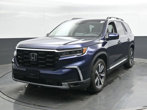 Used 2023 Honda Pilot Elite image 8