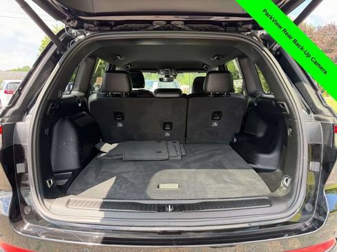 Used 2022 Jeep Grand Cherokee Altitude AWD/4WD image 36