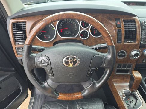 Used 2012 Toyota Tundra Limited image 4