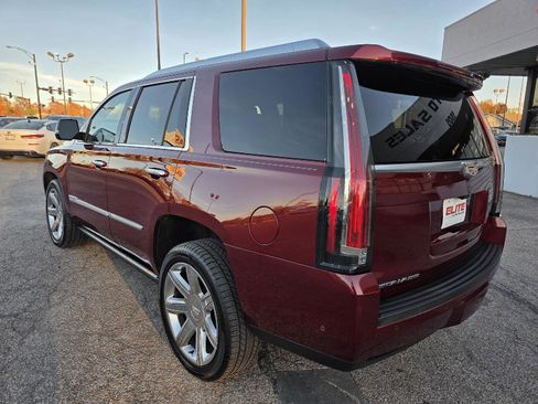 Used 2019 Cadillac Escalade Premium Luxury image 7