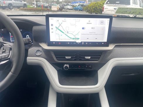 New 2026 Ford Explorer Platinum w/ LUX Leather Package image 25