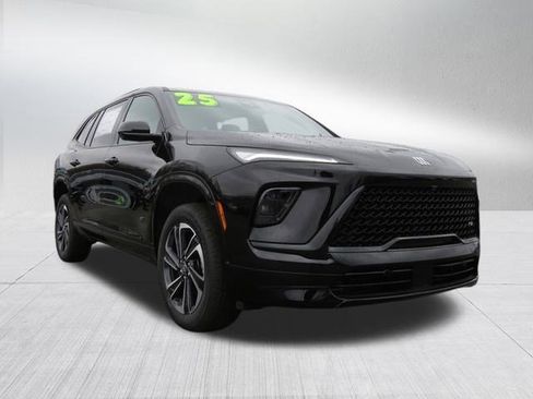 New 2025 Buick Enclave Sport Touring w/ Power Package image 9