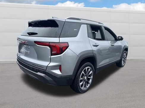 Used 2026 GMC Terrain Elevation w/ Elevation Premium Package image 11