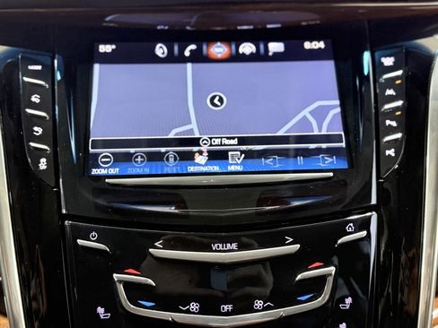 Used 2017 Cadillac Escalade Premium Luxury w/ LPO, Radiant Package image 24