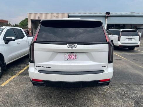 Used 2023 Cadillac Escalade Sport Platinum w/ LPO, ONYX Package AWD/4WD image 7