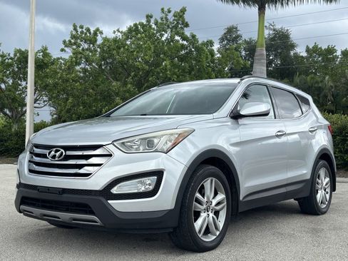 Used 2013 Hyundai Santa Fe Sport 2.0T AWD/4WD image 2