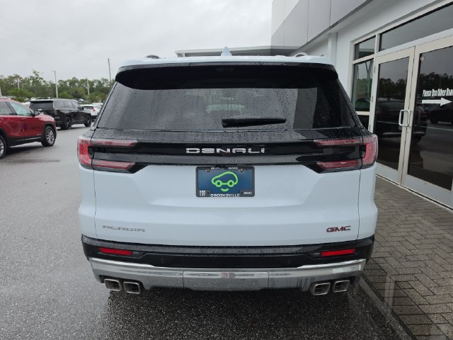 Certified 2026 GMC Acadia Denali w/ Super Cruise Package FWD image 7