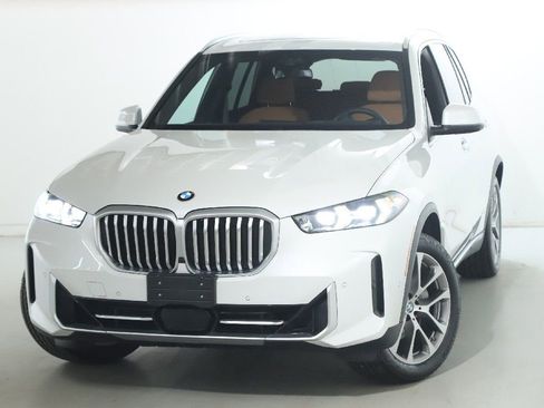 Used 2026 BMW X5 xDrive40i image 3