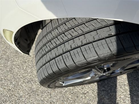 Used 2019 MAZDA MX-5 Miata RF Grand Touring image 38