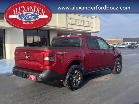 New 2025 Ford Maverick Tremor image 4