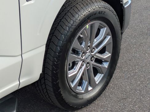 New 2025 Ford F150 Lariat w/ Equipment Group 502A High image 13