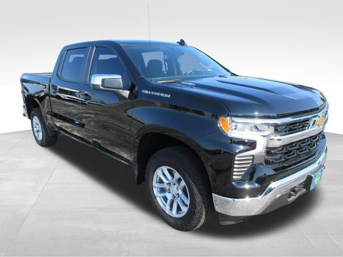 Certified 2024 Chevrolet Silverado 1500 LT AWD/4WD image 7