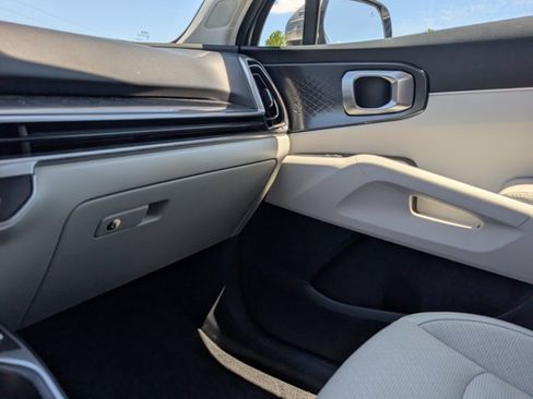 Used 2025 Kia Sorento S w/ Panoramic Sunroof Package FWD image 72