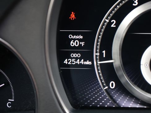 Certified 2023 Lexus LS 500 AWD w/ Interior Upgrade Package image 19